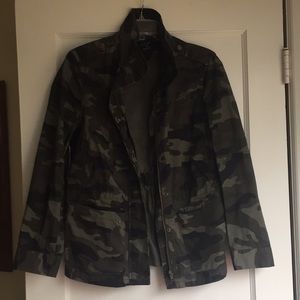 NWOT Cute Camo Jacket, Large